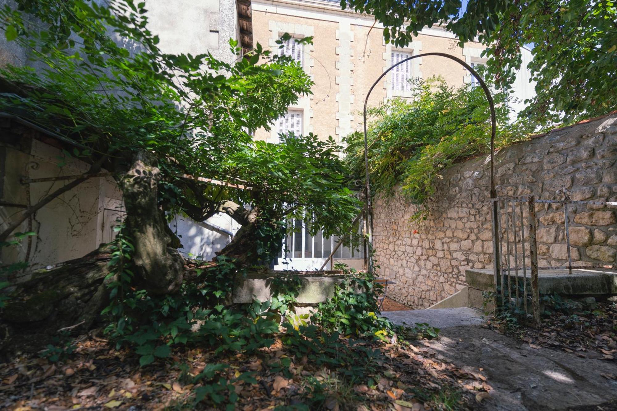 La Verriere By La Maison De Marc- Poitiers Centre - Parking Et Terrasse מראה חיצוני תמונה